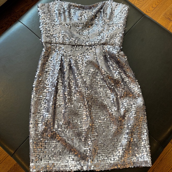 BCBG Max Azria Sequin strapless dress size 8 in lilac mist - Picture 7 of 7